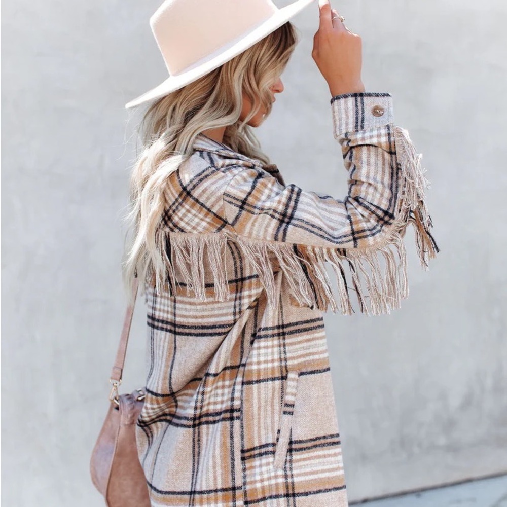 G/FORE Checkered Fringe Cape in Cream and Black